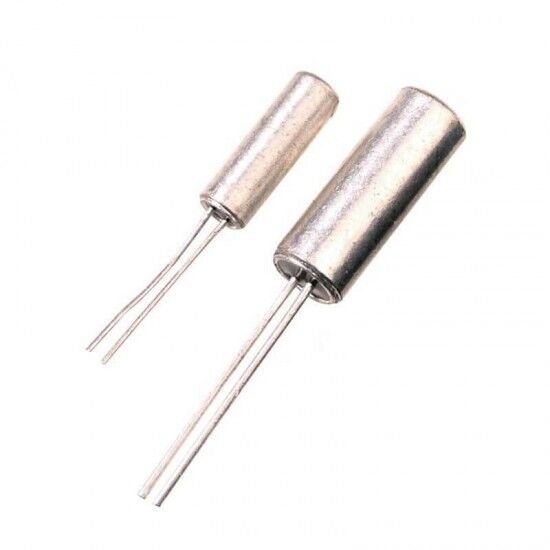 32.768 KHZ CRYSTAL OSCILLATOR